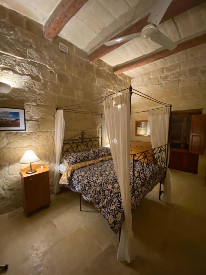 Farmhouse Razzett Cora Виктория Экстерьер фото
